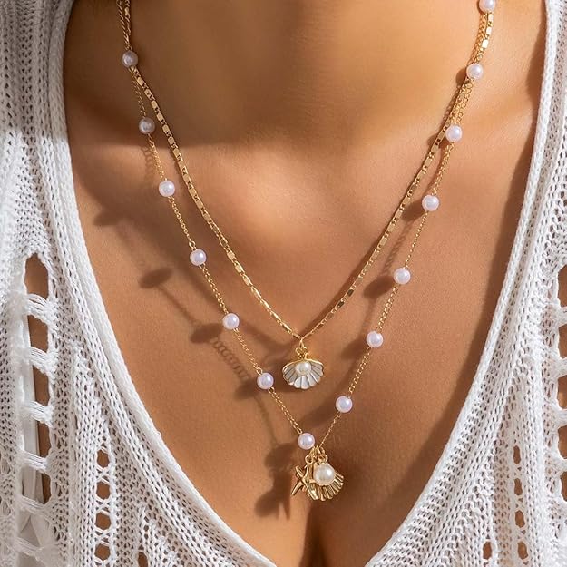 Necklace for Women Girls 2Pcs Boho Gold Seashell Pendant Necklaces Layered Pearl Starfish Necklace Chains Beach Jewelry Gift Item for Women
